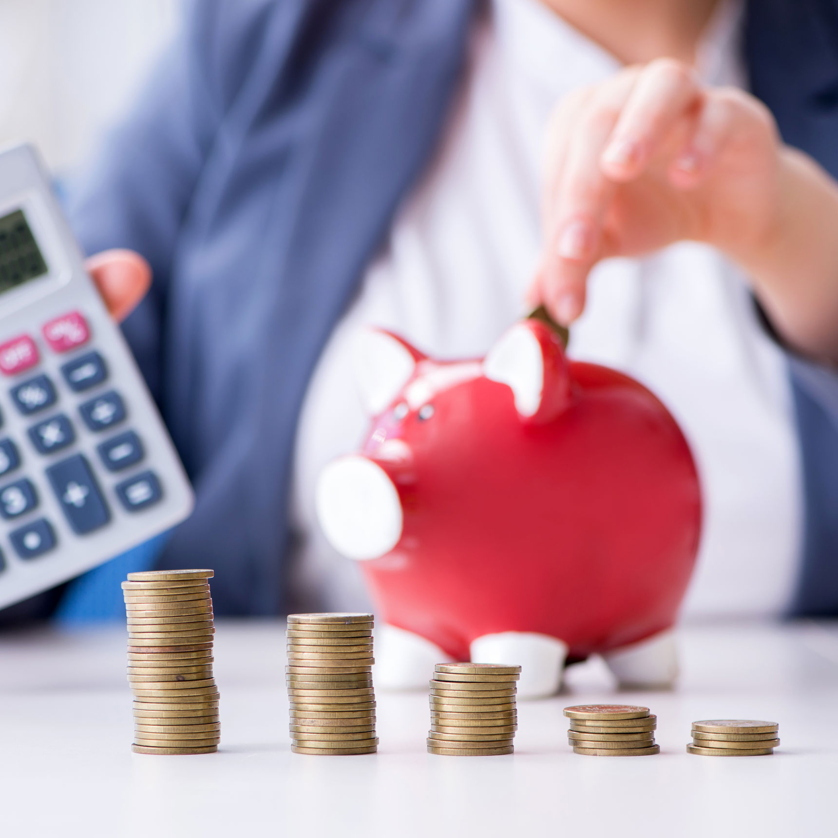 Penge, sparegris og lommeregner